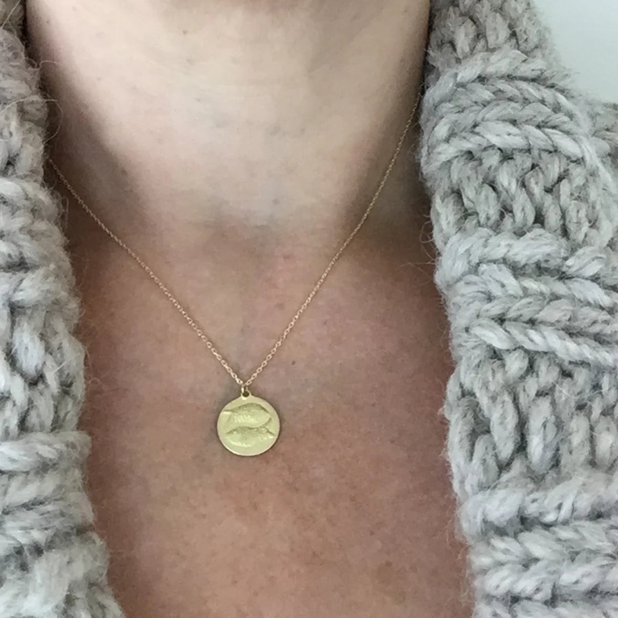 zodiac medal pendant necklace - pisces