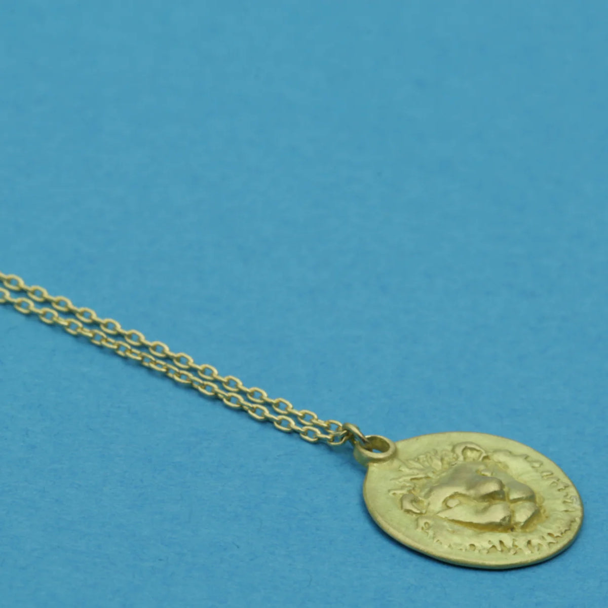 zodiac medal pendant - leo