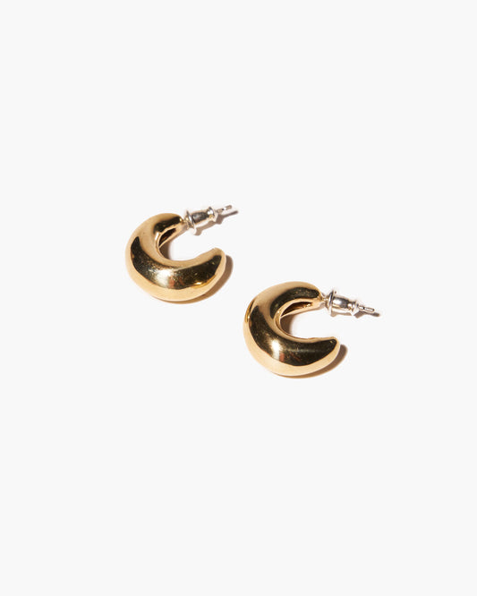 mezzaluna hoop earrings