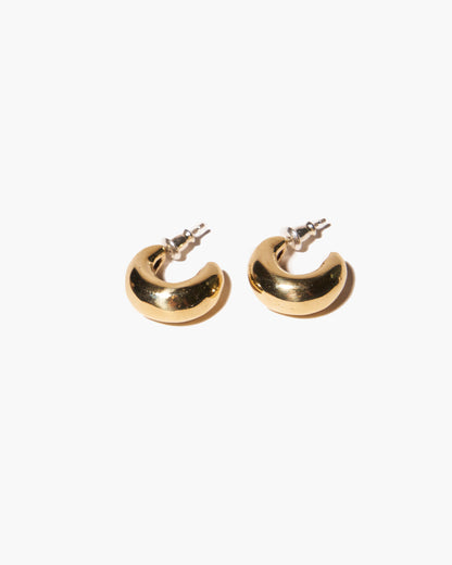 mezzaluna hoop earrings