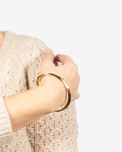 oblique bangle bracelet