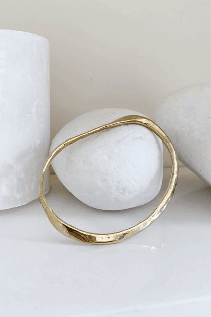 oblique bangle bracelet