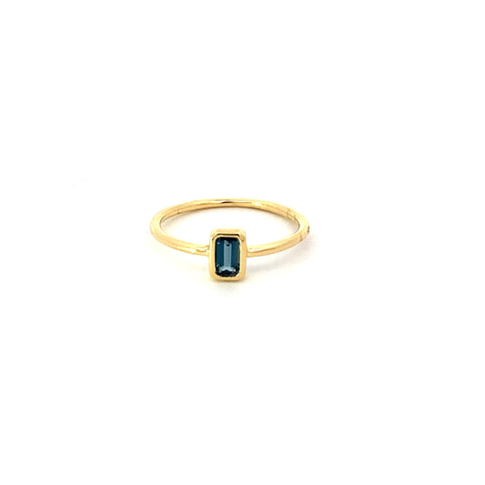 emerald-cut ring - london blue topaz