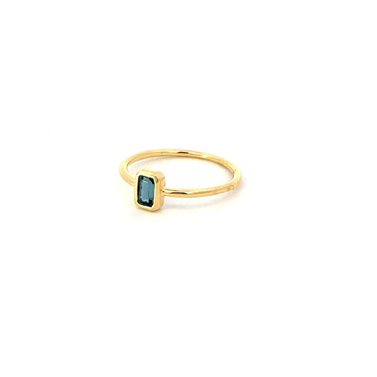 emerald-cut ring - london blue topaz