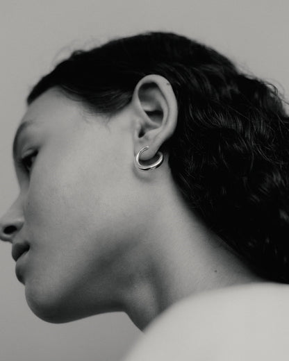 contour earrings