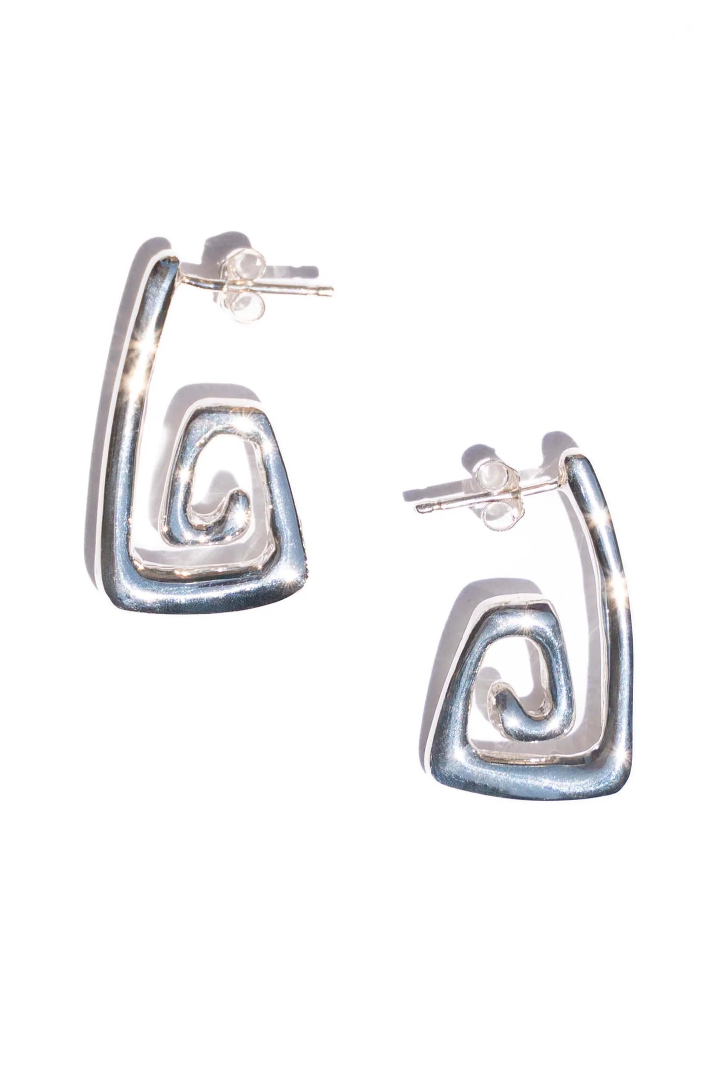 nautilo hoop earrings
