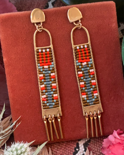 folk minerat post earrings