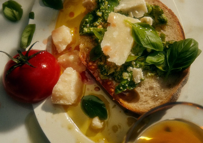 flamingo estate / heirloom extra virgin garlic olive oil