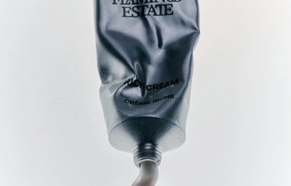 flamingo estate / rich cream - jasmine damask rose