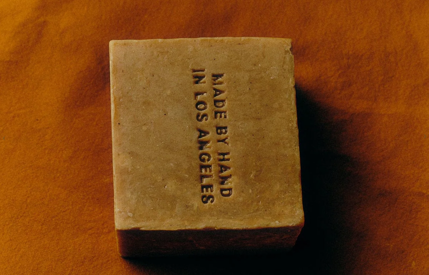 flamingo estate / soap brick - manuka honey