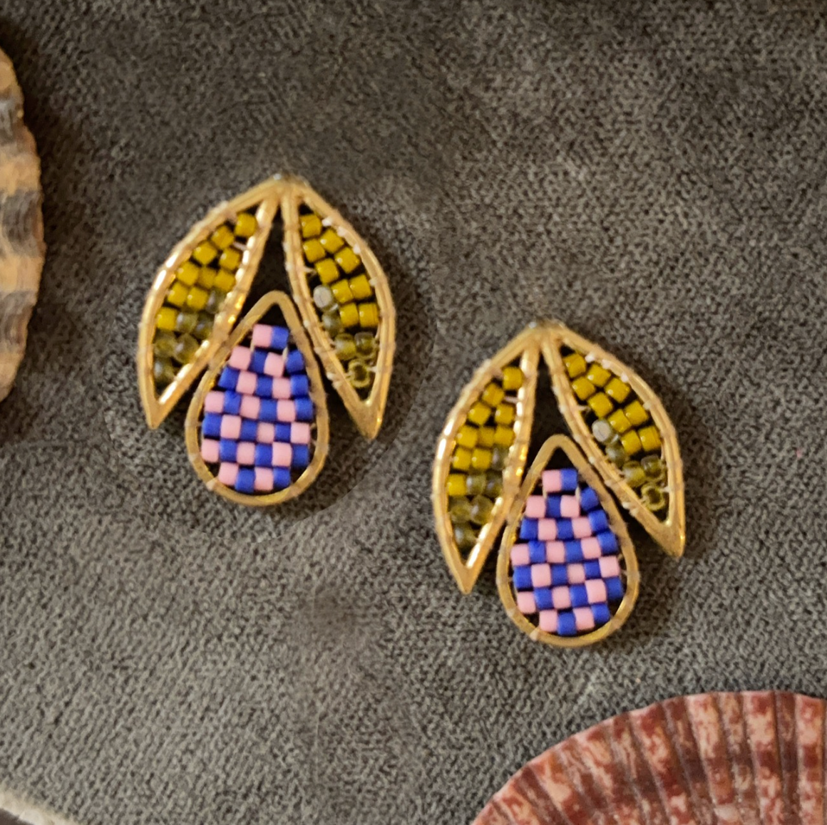 petal stud earrings