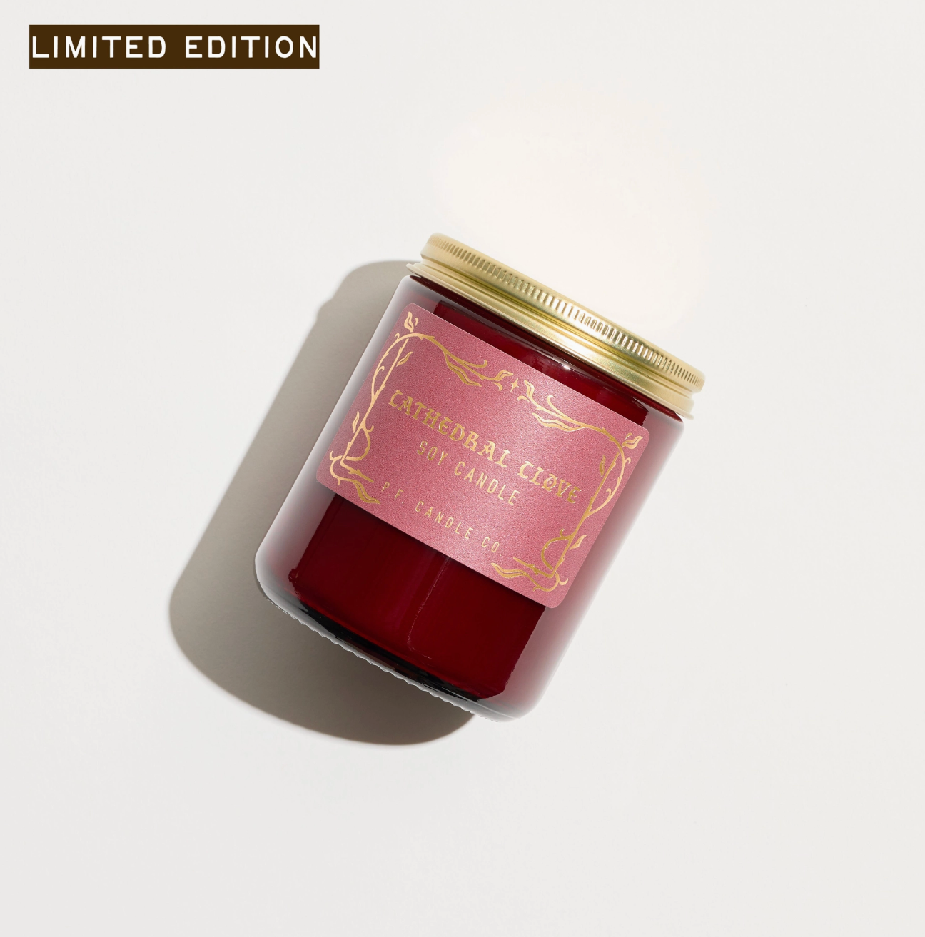 p.f. candle co. / seasonal candle - cathedral clove