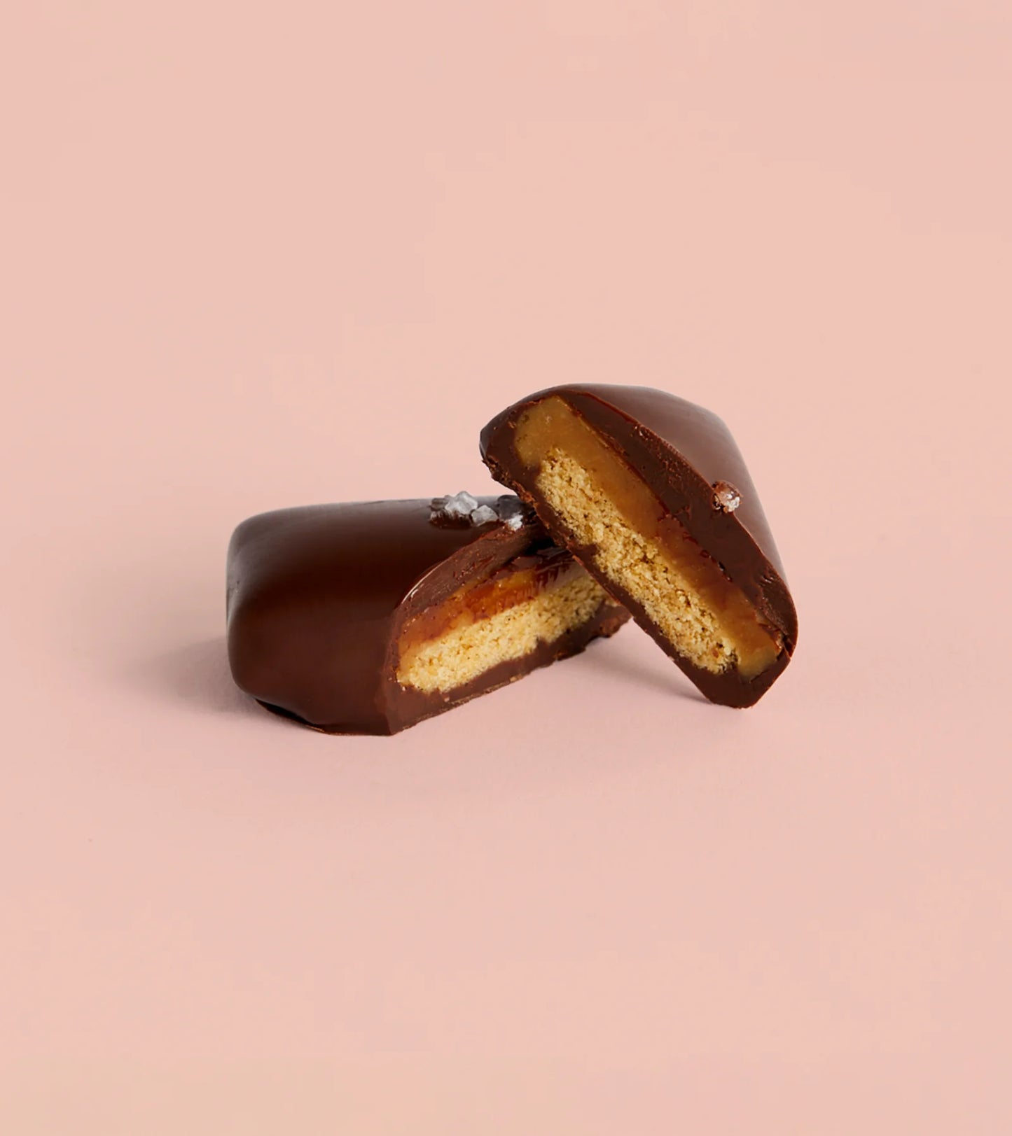 loco love chocolate / salted caramel shortbread