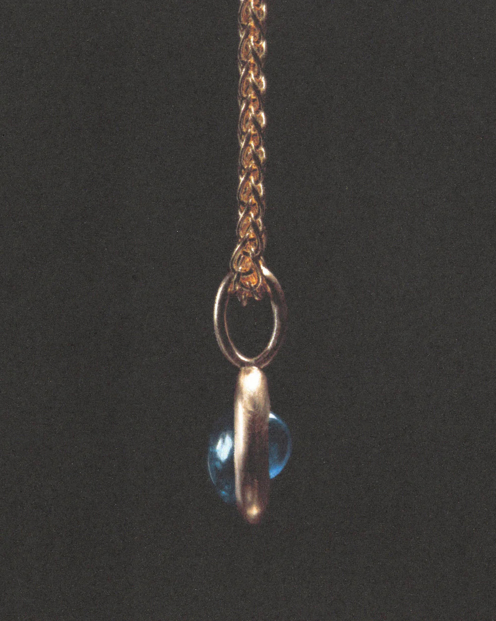wwake / duo sapphire sister pendant charm