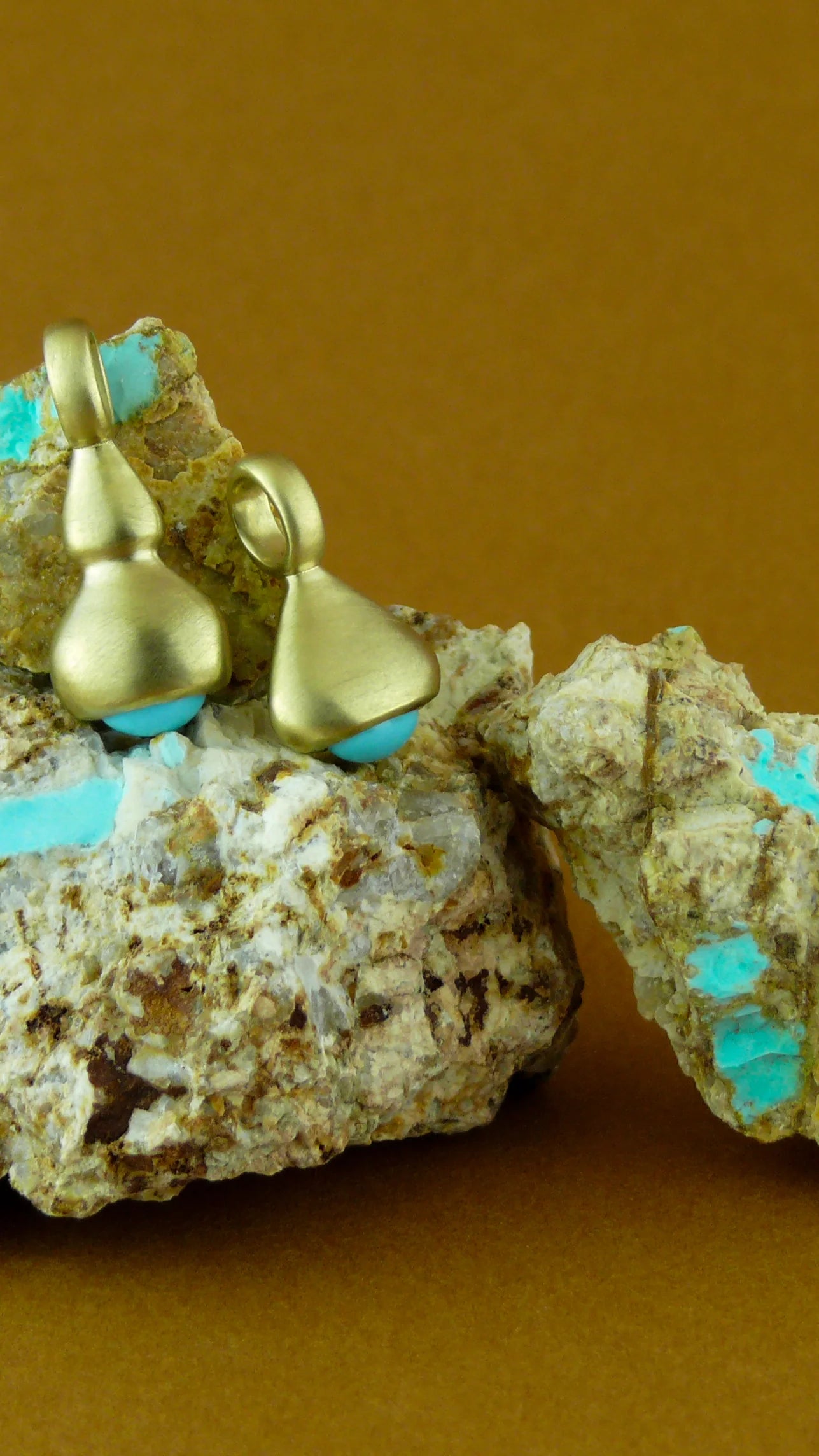 pendulum charm no.5 - turquoise