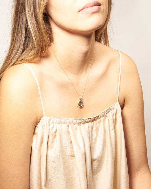 bisou necklace