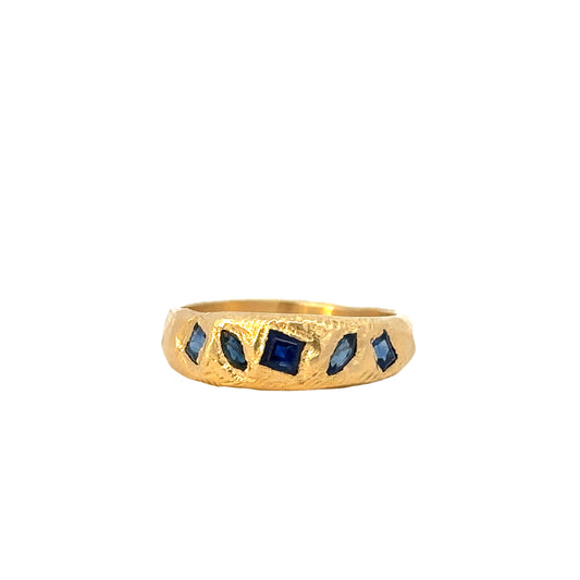 geometric mixed ring band - blue sapphire