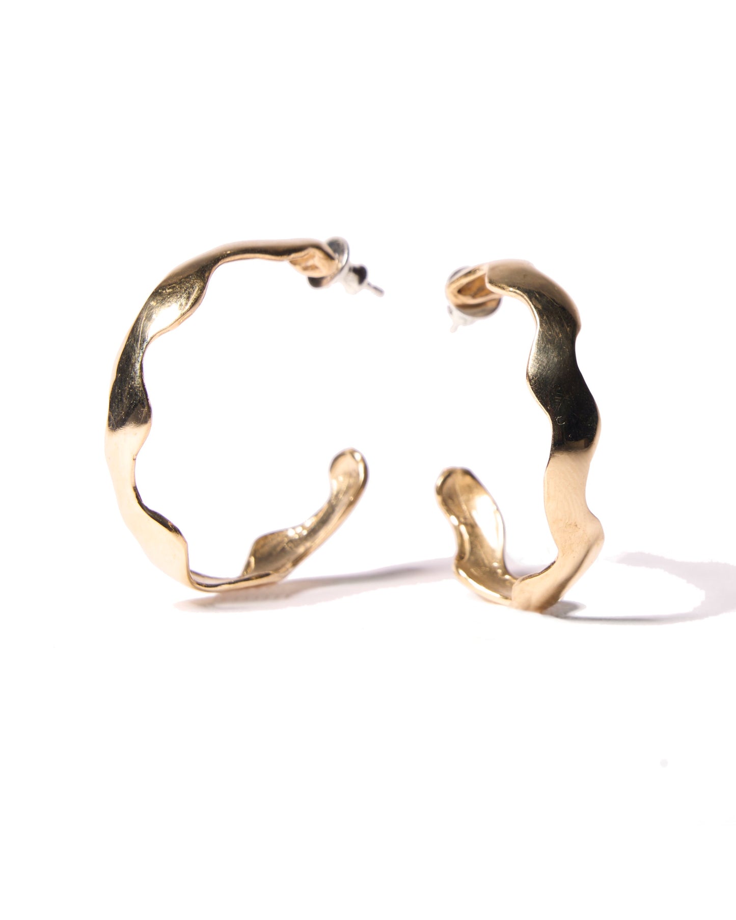 wavy hoop earrings