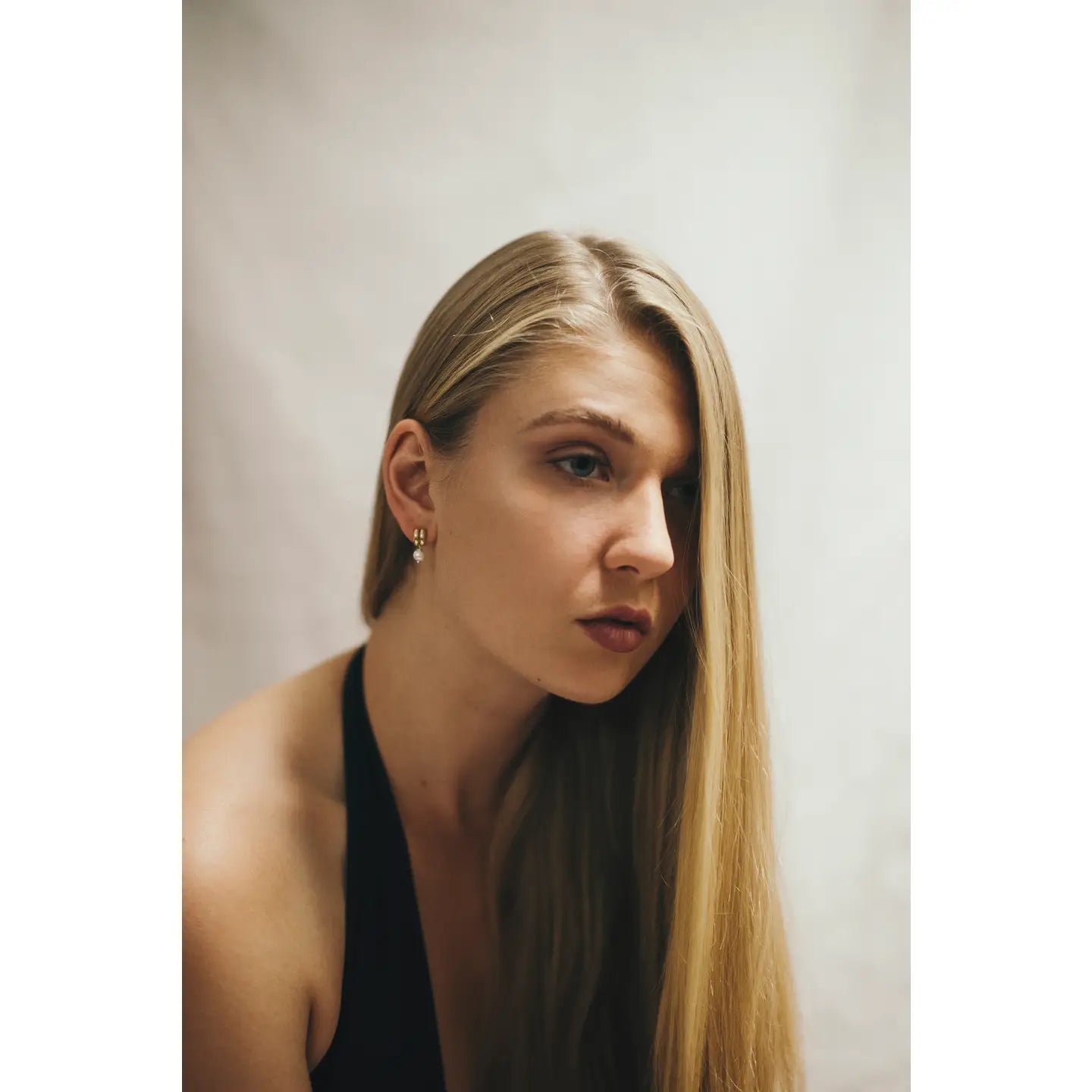 loua pearl stud earrings