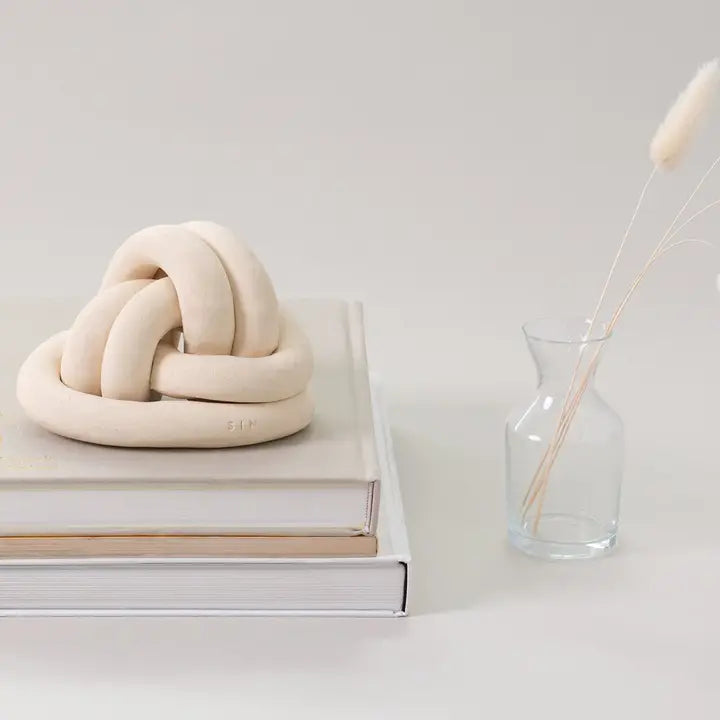 virginia sin / xl fist knot - bone