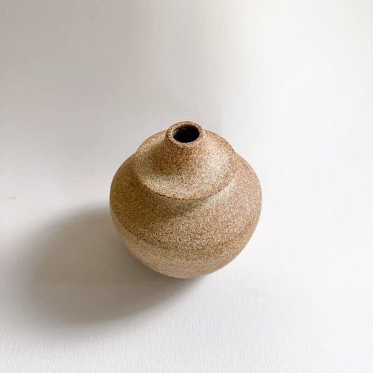 SOMBRA / sandstone bottleneck vase 025
