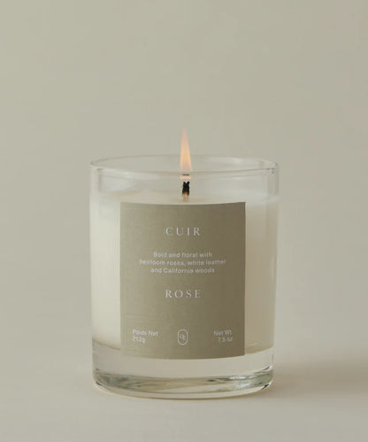oak essentials / candle - cuir rose