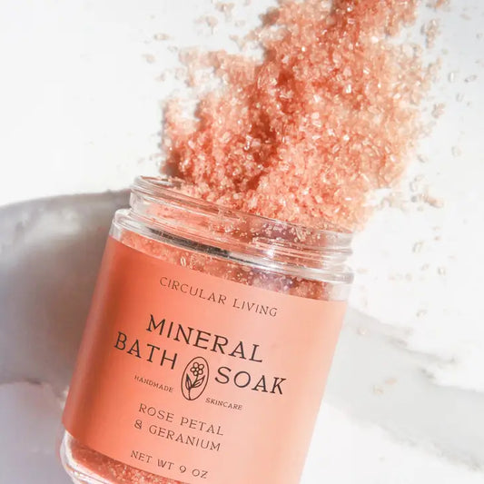 circular living / mineral bath soak - rose petal & geranium