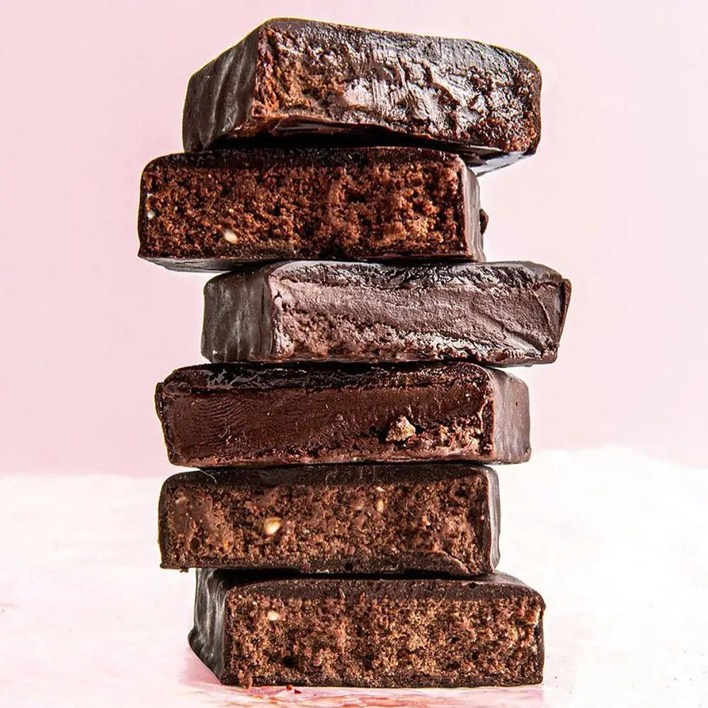 fine & raw / hazelnut chocolate chunkette