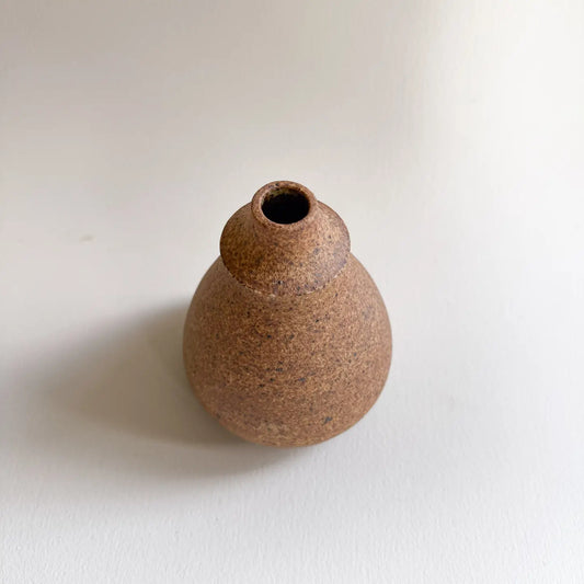 SOMBRA / sandstone bottleneck vase 026