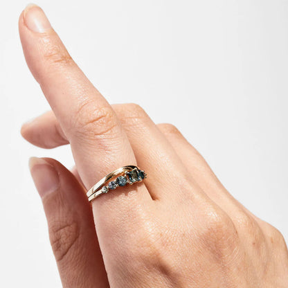 eve curve ring band