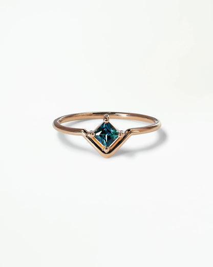 wwake / nestled medium princess cut teal sapphire ring