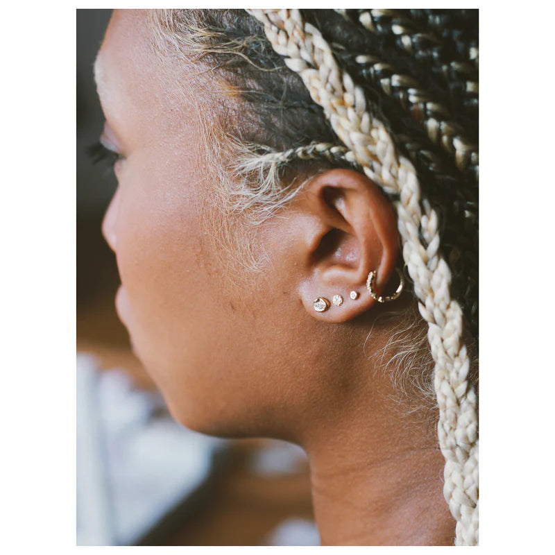 textured five diamond clicker hoop earrings - natural diamond
