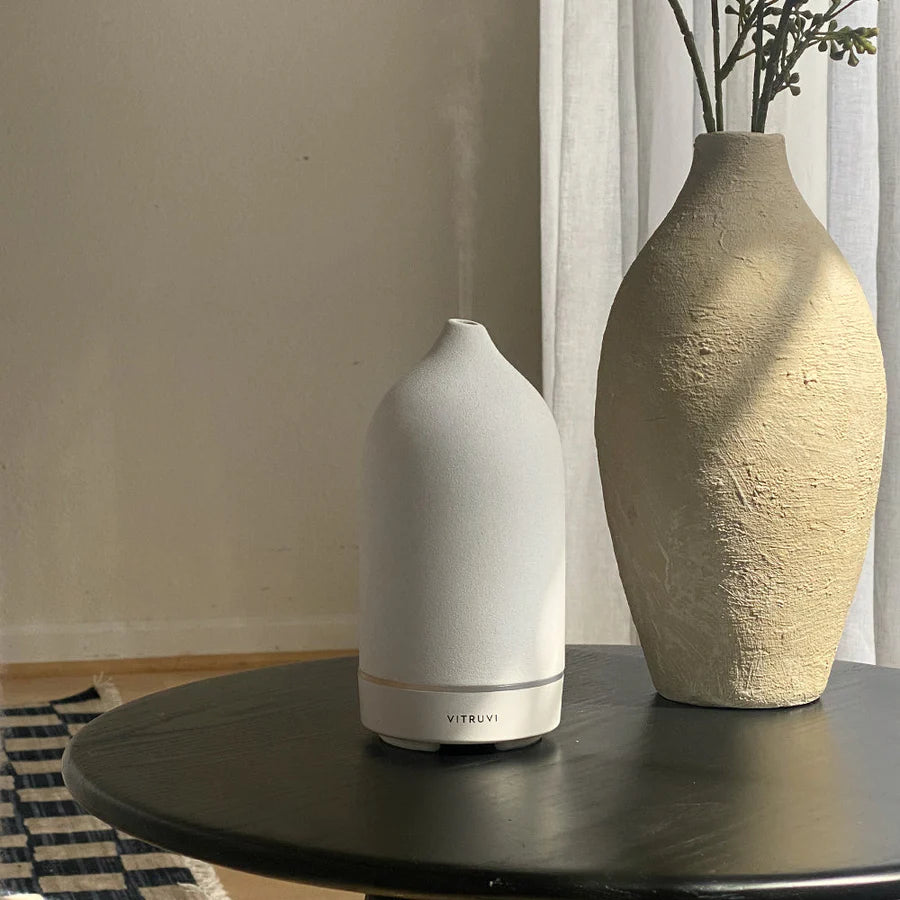 vitruvi / stone diffuser - white