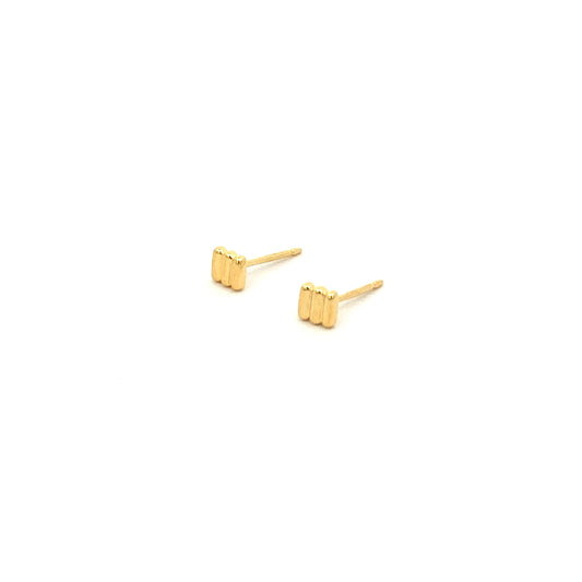 ridged square stud earrings