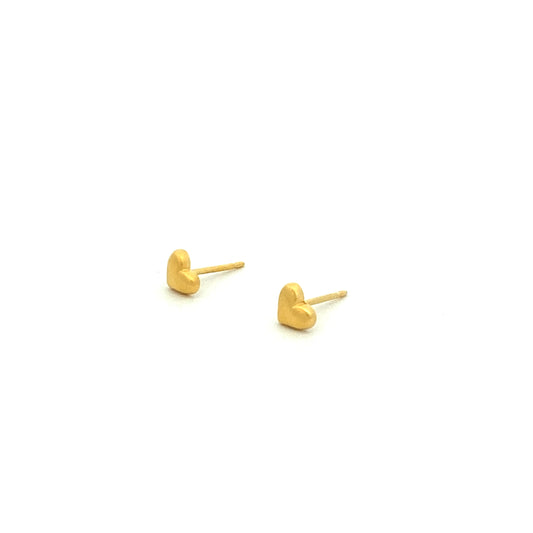 small puffed heart stud earrings