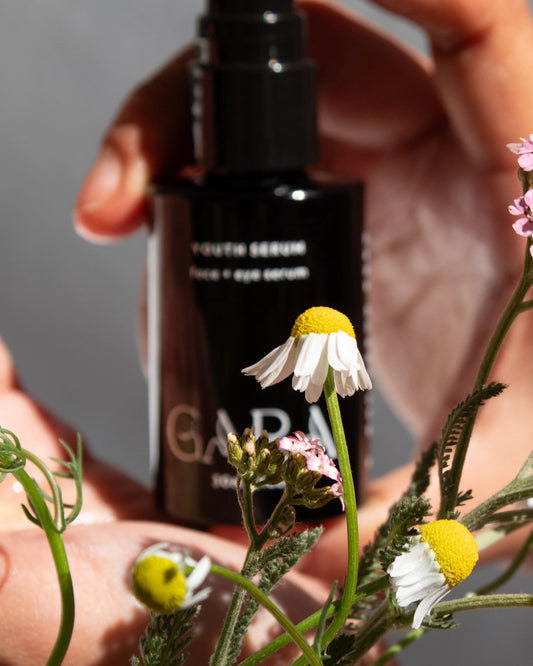 gara skincare / youth serum