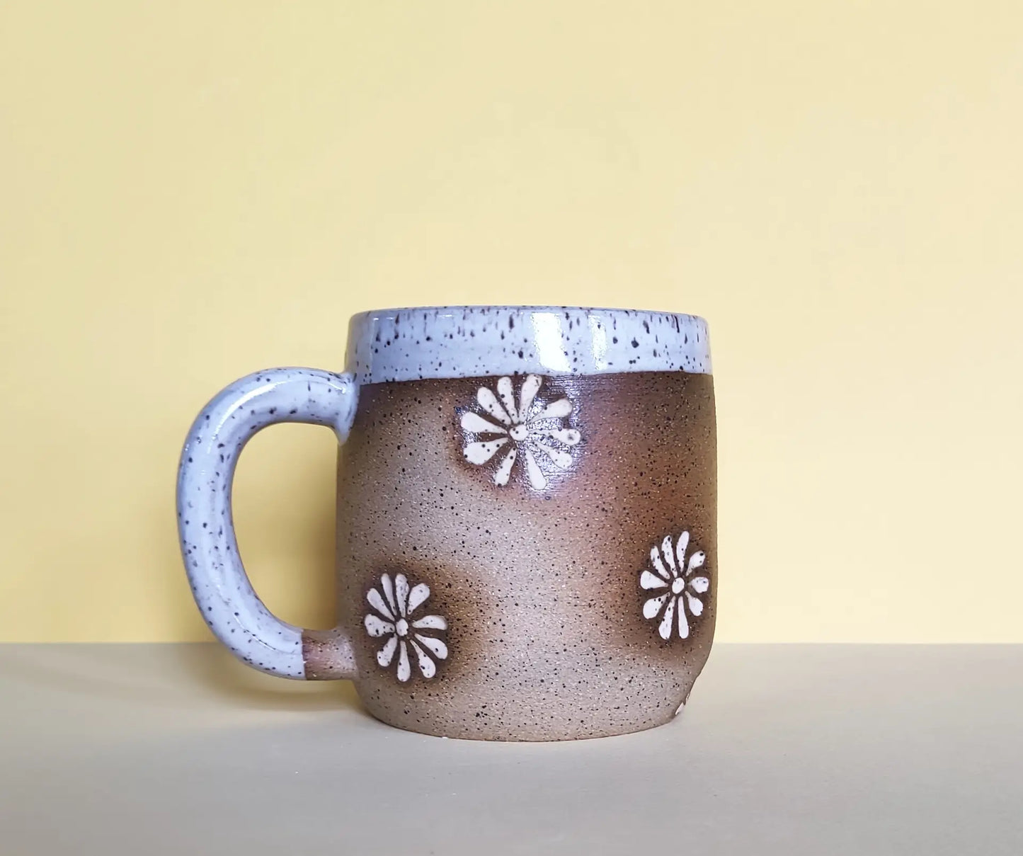 osso ceramics / lazy daisy mug