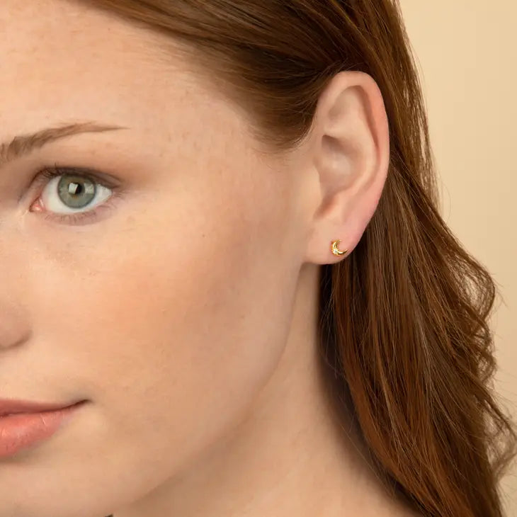 luna stud earrings