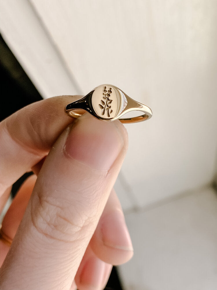 gold mini signet ring - lavender