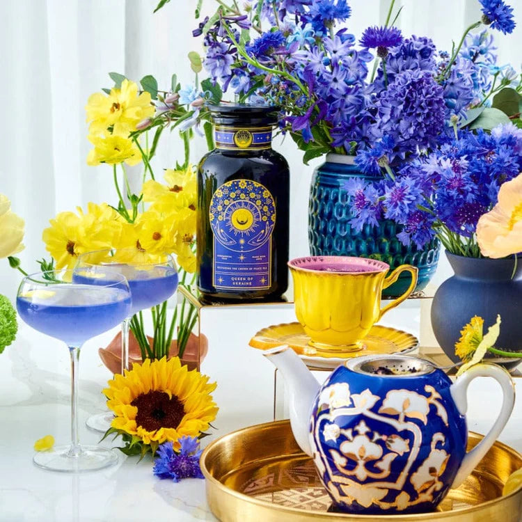 magic hour tea / queen of ukraine