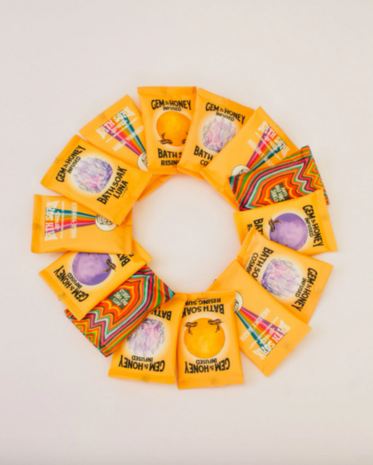wild yonder / bath salt soaks - luna