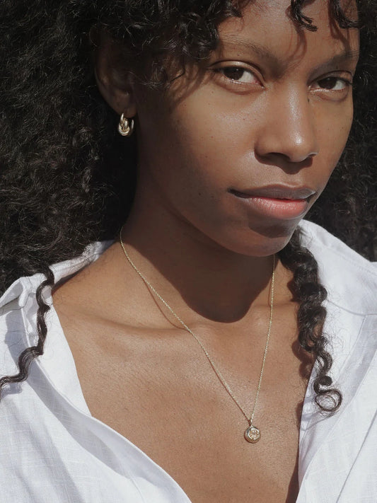 nodo hoop earrings