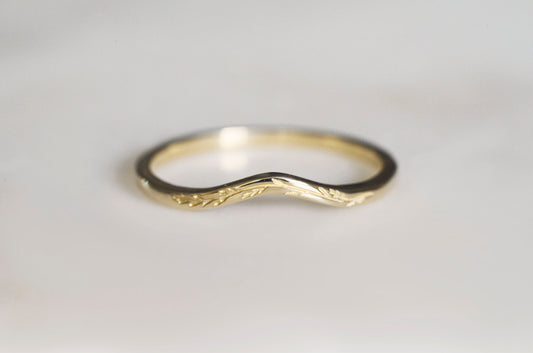 curved band - leafy