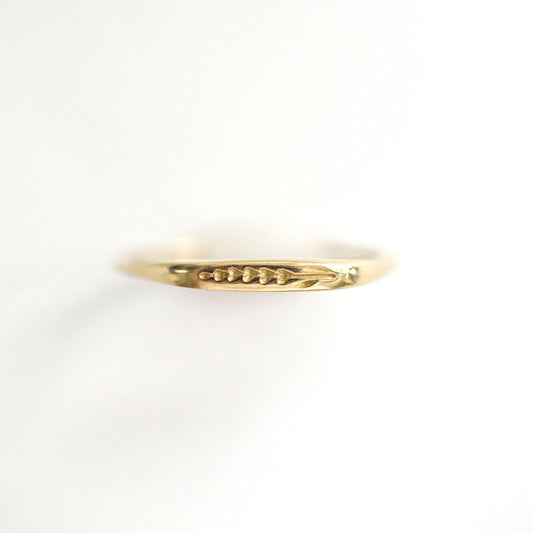 petite signet ring - lavender